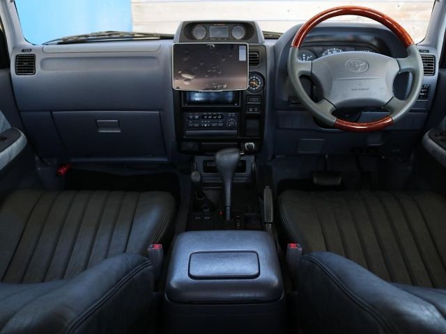 LANDCRUISER PRADO