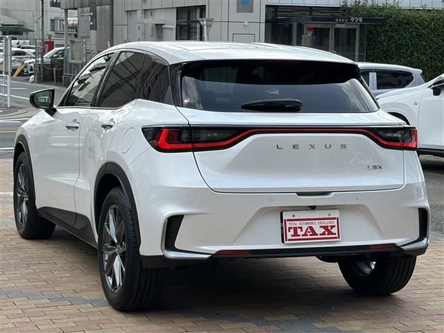 LEXUS LBX