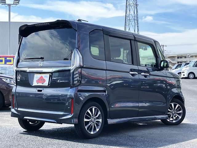 N BOX CUSTOM