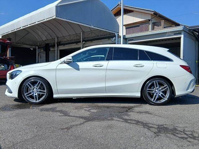 MERCEDES BENZ CLA Shooting Brake