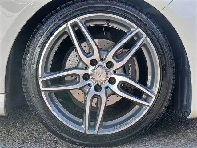 MERCEDES BENZ CLA Shooting Brake