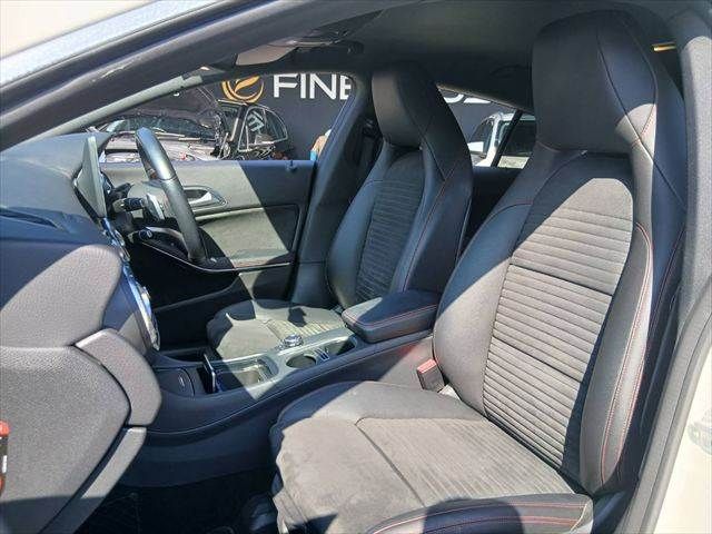 MERCEDES BENZ CLA Shooting Brake