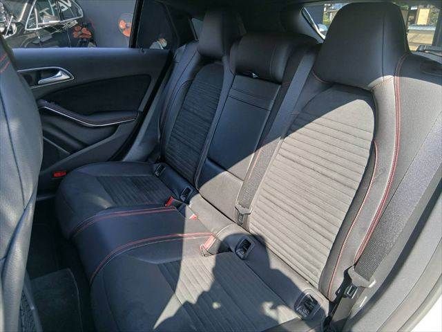 MERCEDES BENZ CLA Shooting Brake