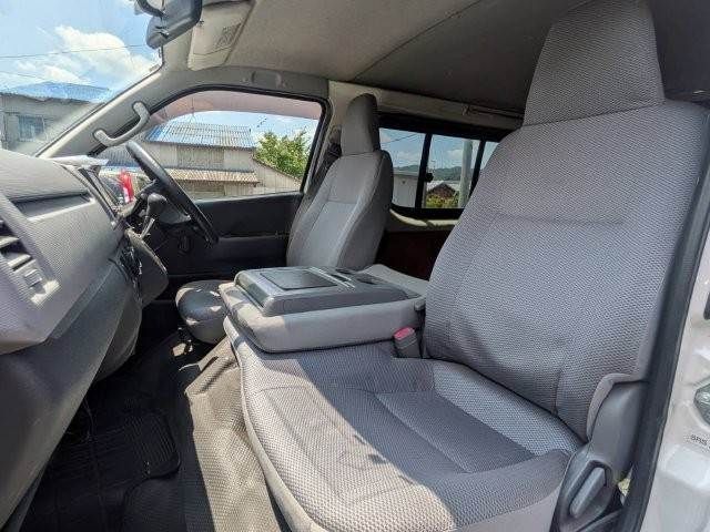 HIACE van 2WD