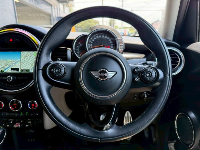 BMW MINI COOPER SD 5DOOR