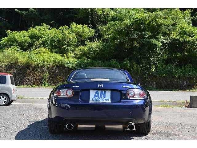 ROADSTER