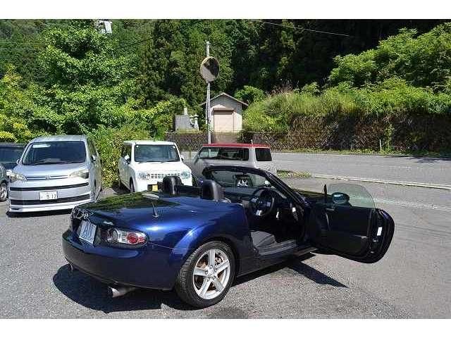 ROADSTER