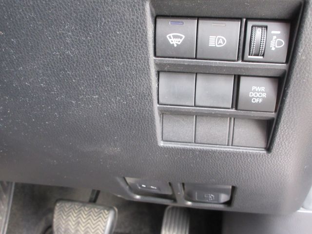 NOAH 4WD