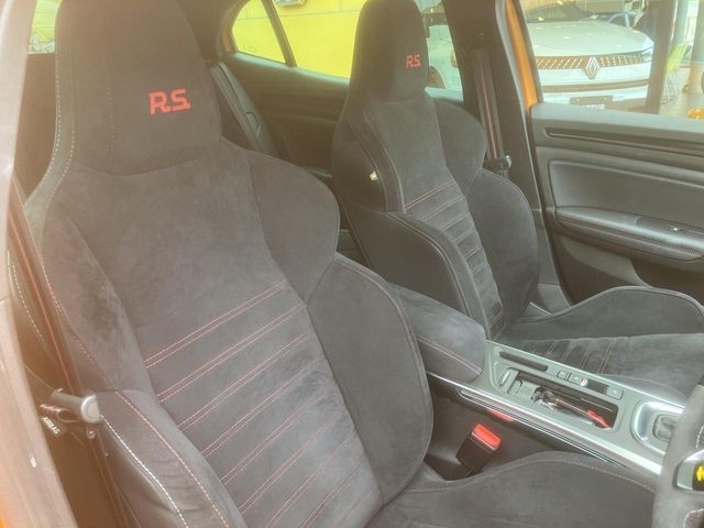 RENAULT MEGANE hatchback