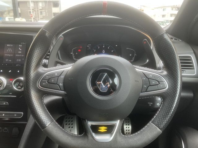 RENAULT MEGANE hatchback