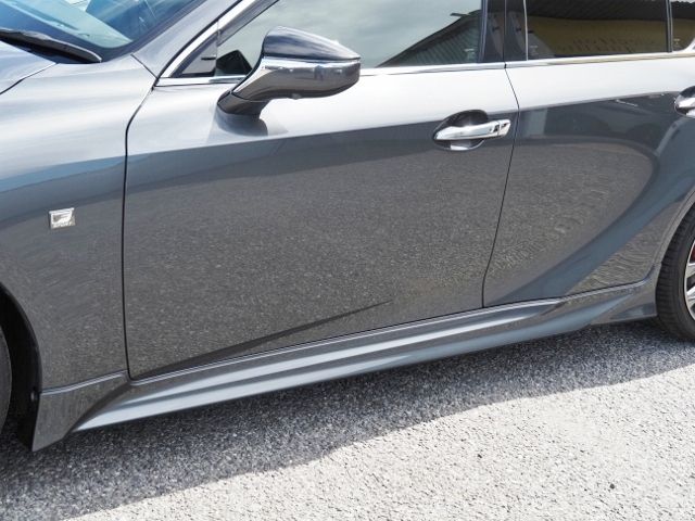 LEXUS IS300h