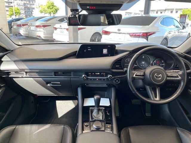 MAZDA3 SEDAN