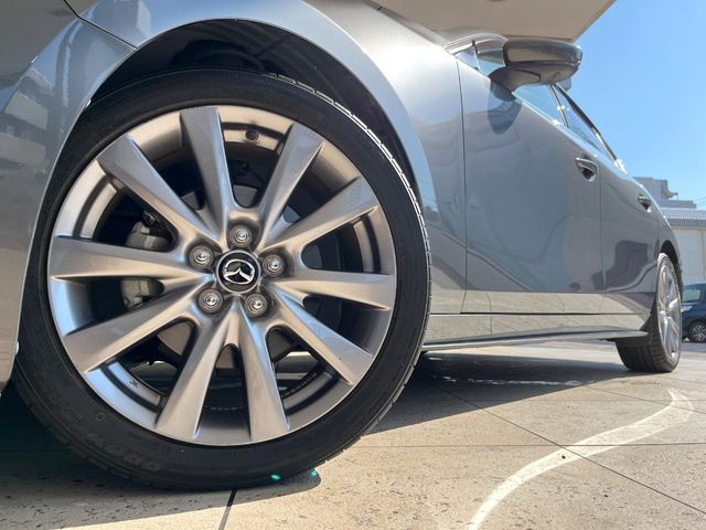 MAZDA3 SEDAN