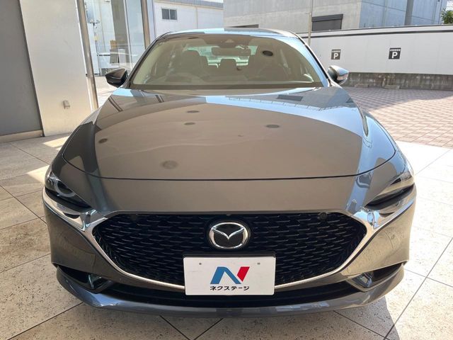 MAZDA3 SEDAN