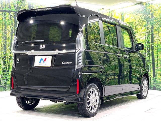 N BOX CUSTOM 4WD
