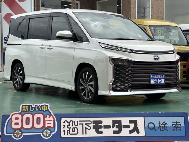 VOXY HYBRID