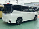 VOXY HYBRID