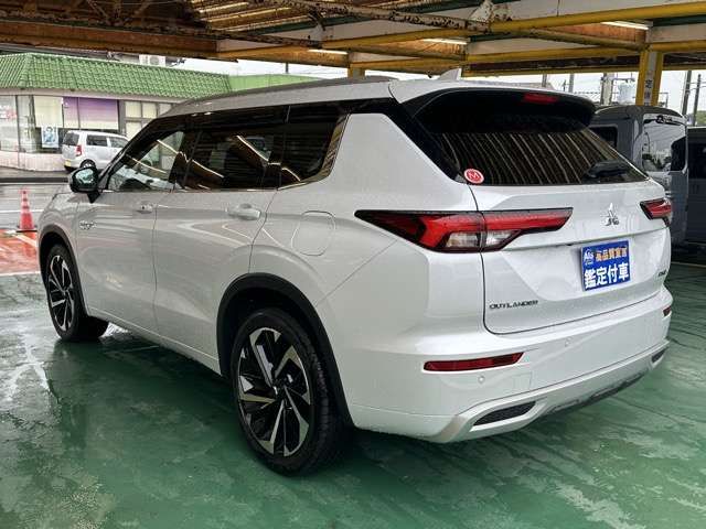 OUTLANDER PHEV