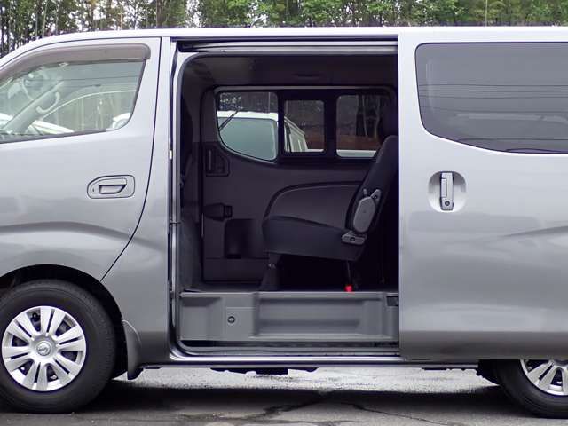 NV350 CARAVAN