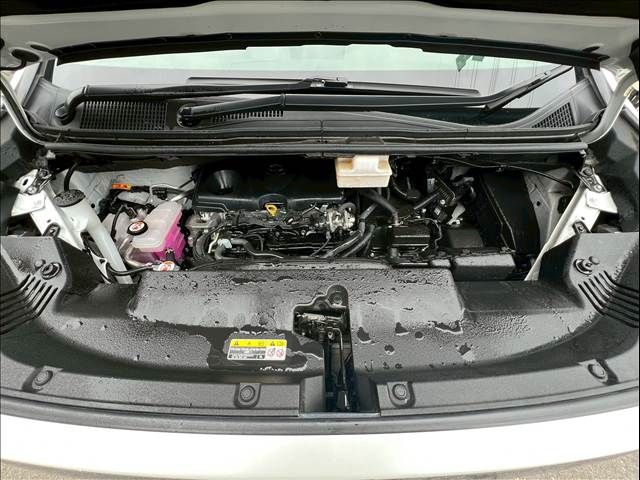 VELLFIRE  HYBRID