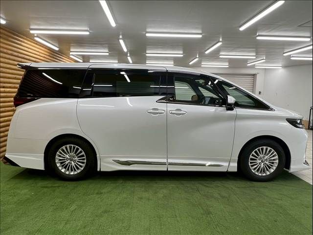 VELLFIRE  HYBRID