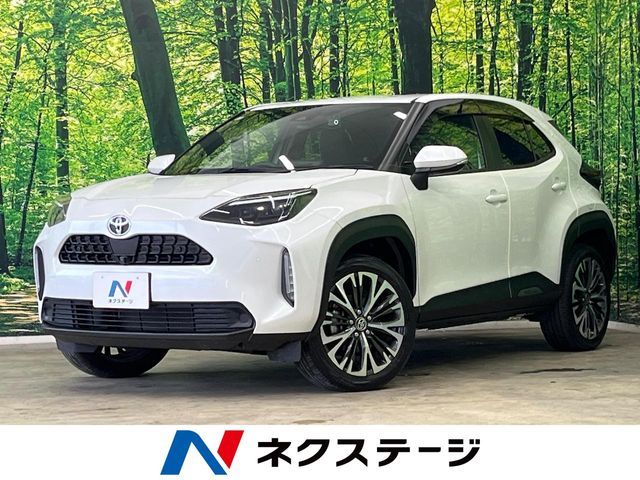 YARIS CROSS
