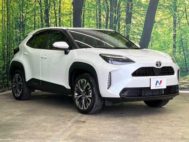 YARIS CROSS