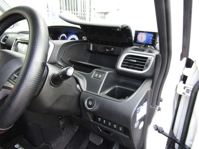 DELICA D:2 CUSTOM 2WD
