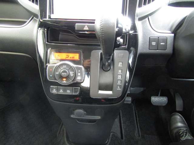 DELICA D:2 CUSTOM 2WD