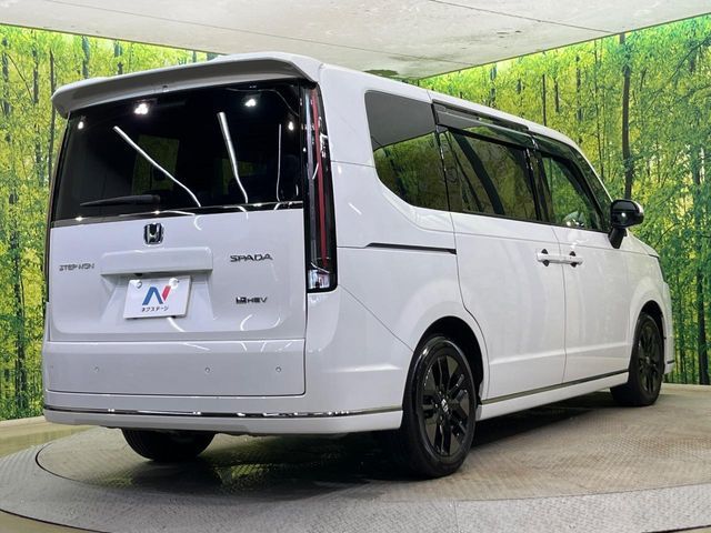 STEPWAGON e:HEV SPADA