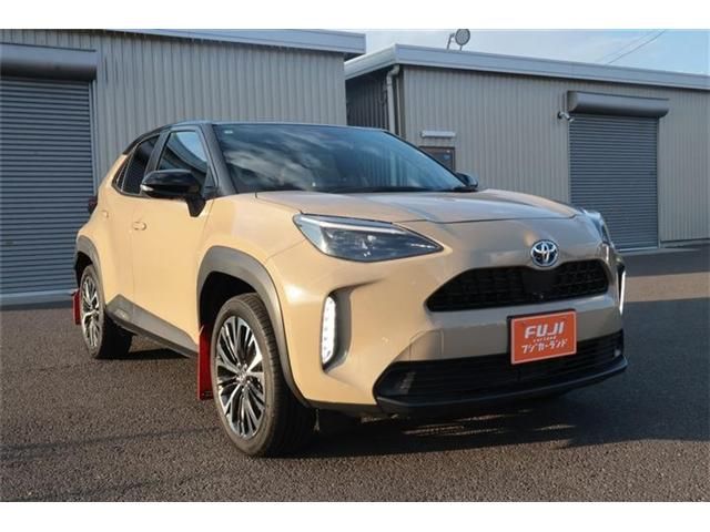 YARIS CROSS HYBRID