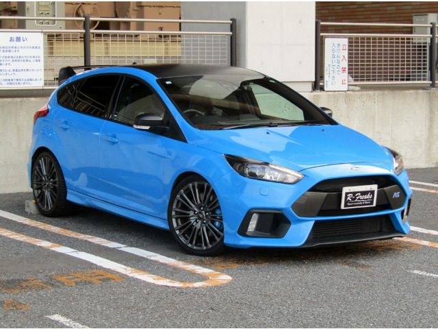 FORD FOCUS hatchback