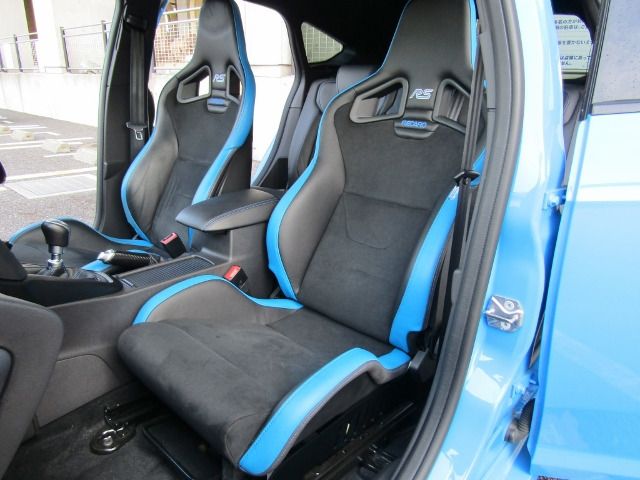 FORD FOCUS hatchback