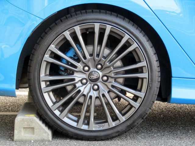 FORD FOCUS hatchback