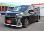VOXY HYBRID