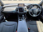 CROWN sedan hybrid