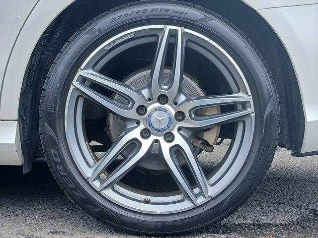 MERCEDES BENZ E class sedan