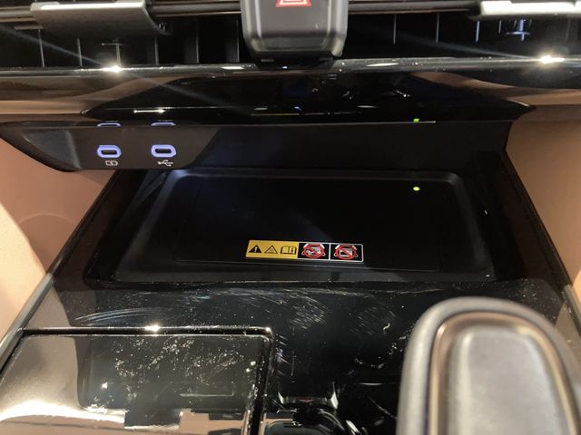 VELLFIRE HYBRID 4WD
