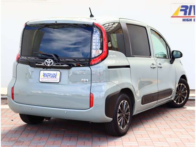 SIENTA HYBRID