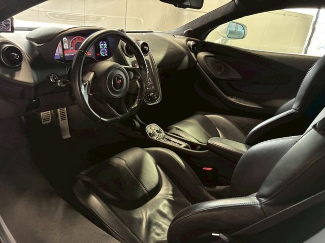 McLaren 540C Coupe
