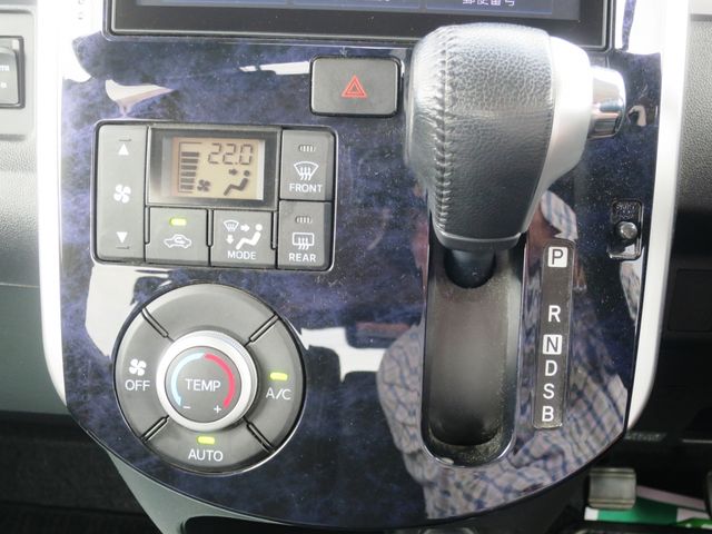 TANTO CUSTOM 4WD