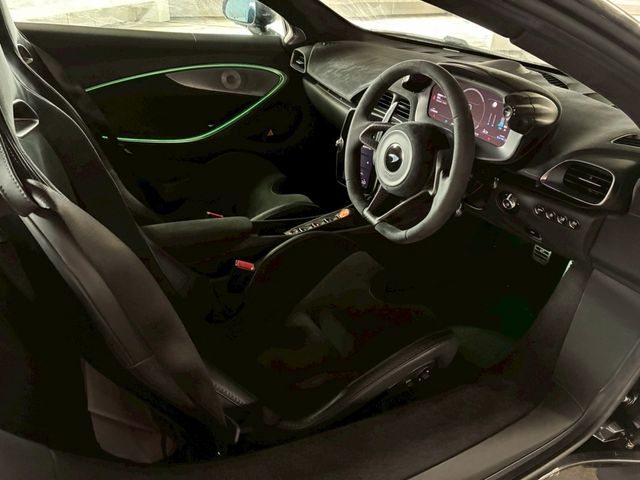 McLaren Artura