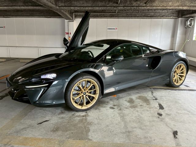 McLaren Artura