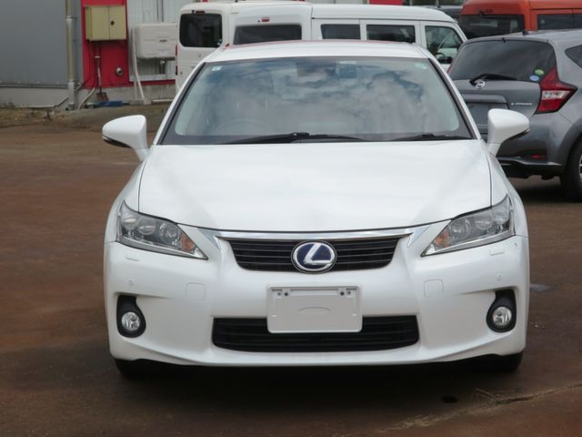 LEXUS CT200h