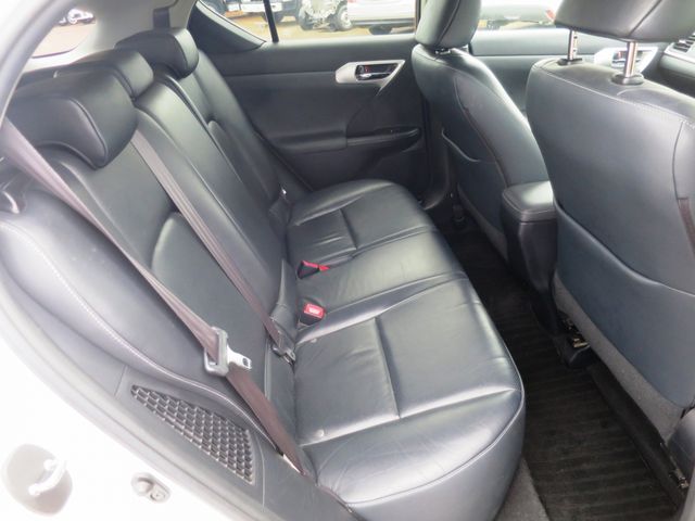LEXUS CT200h
