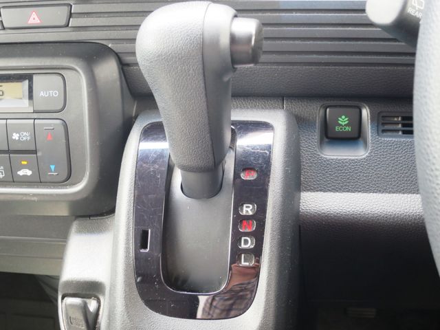 N-VAN 4WD