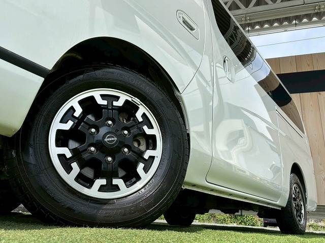 CARAVAN van 2WD
