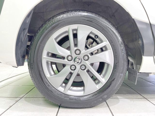 SIENTA HYBRID