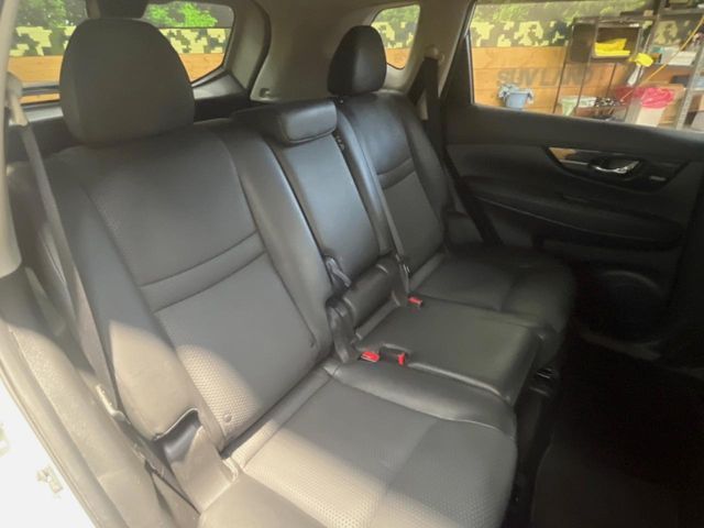 X-TRAIL 2WD