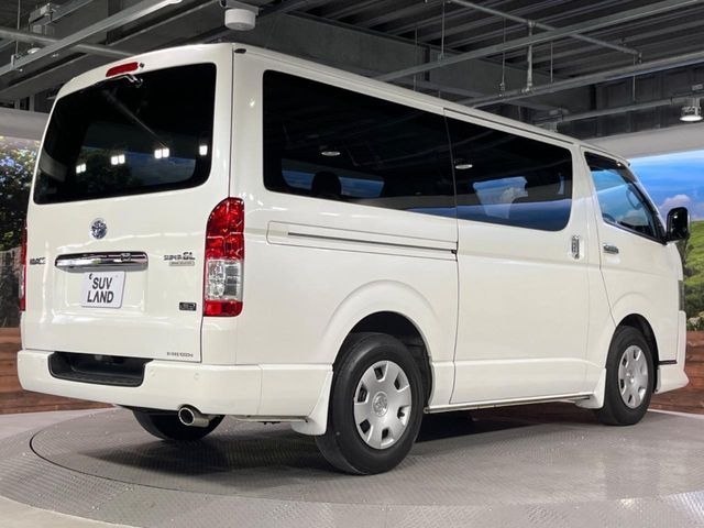 HIACE van 2WD
